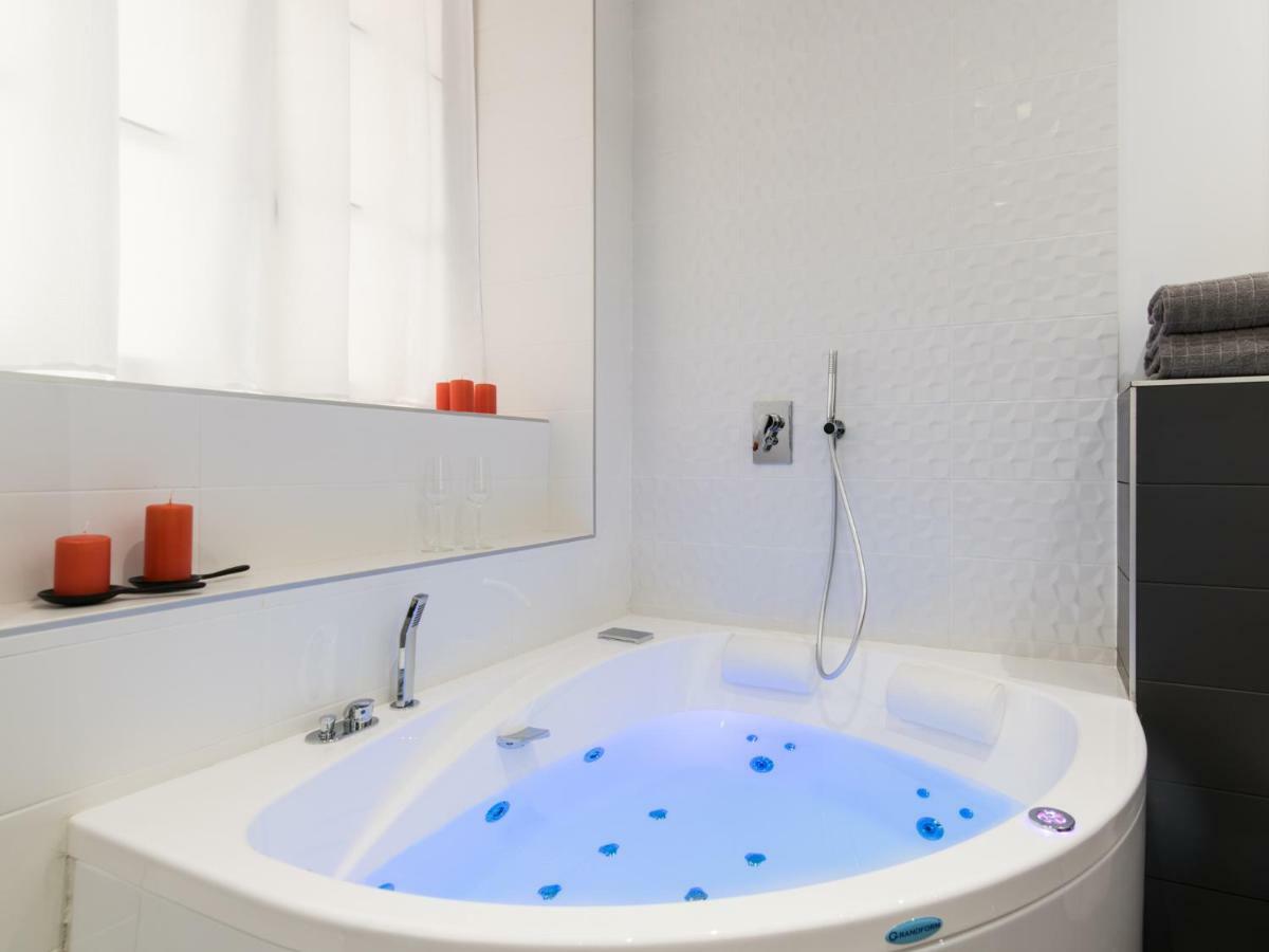 Luxury Studio & Spa-Lyon Centre Ngoại thất bức ảnh
