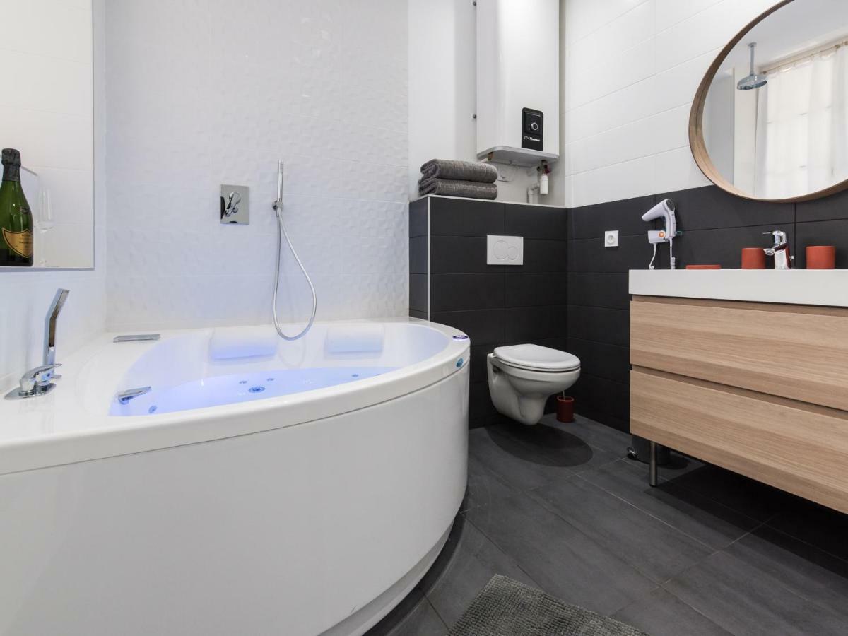 Luxury Studio & Spa-Lyon Centre Ngoại thất bức ảnh